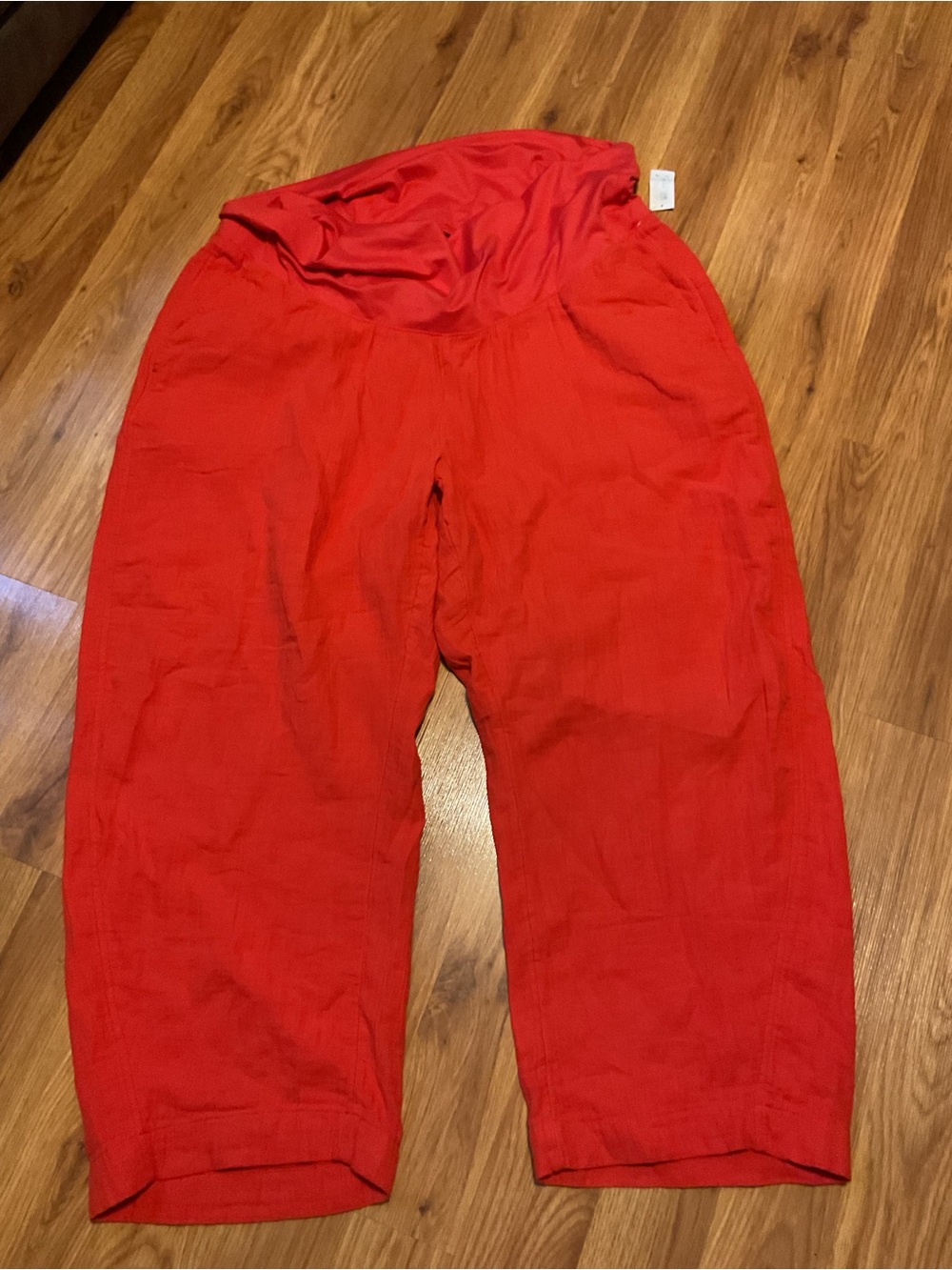 Women’s Red Gauzy Crinkled Old Navy Maternity Pants Size XXL NWT
